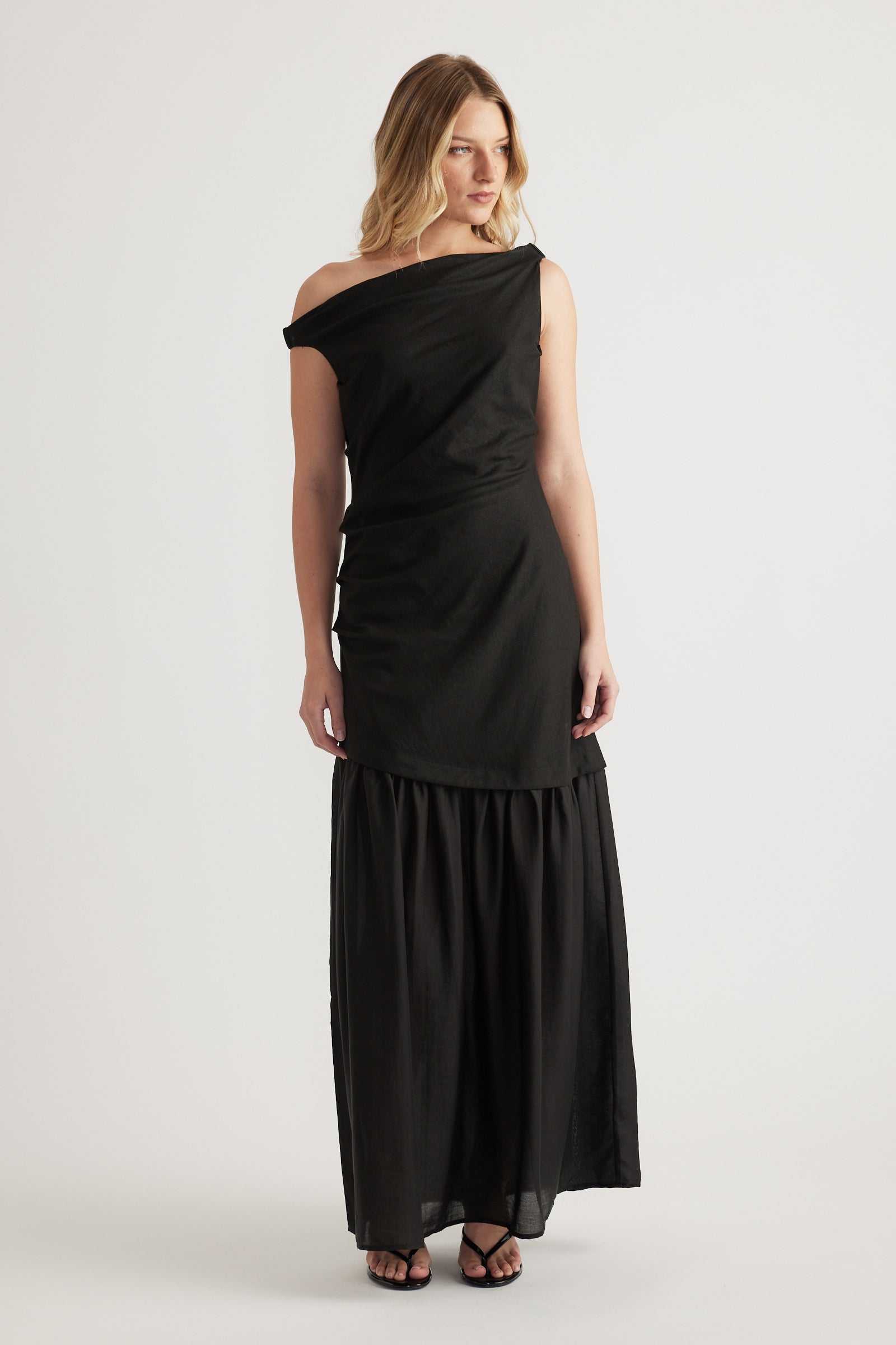 DECJUBA — Daniella spliced maxi dress in black.