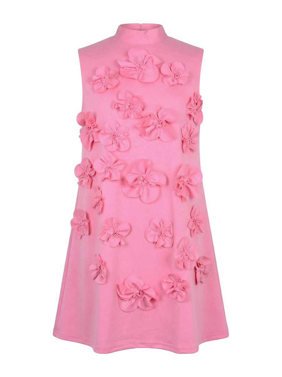 Modenaire — Pink mini dress covered in three-dimensional floral appliqués.